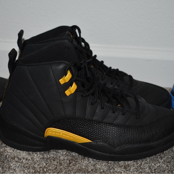 Jordan’s & Yeezy have original box sizes vary message or comment for detail’s - Picture 3 of 15